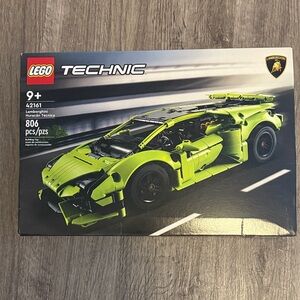 LEGO Technic Lamborghini Huracán - Lime Green 806 pcs. Building Toy